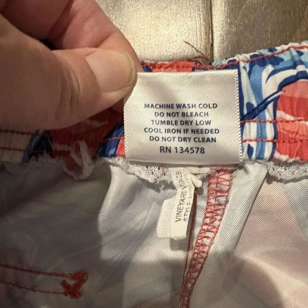 Vineyard Vines Swim Trunks Boys Large Marlin Starfish Pattern Board Shorts READ‎ - Picture 16 of 16